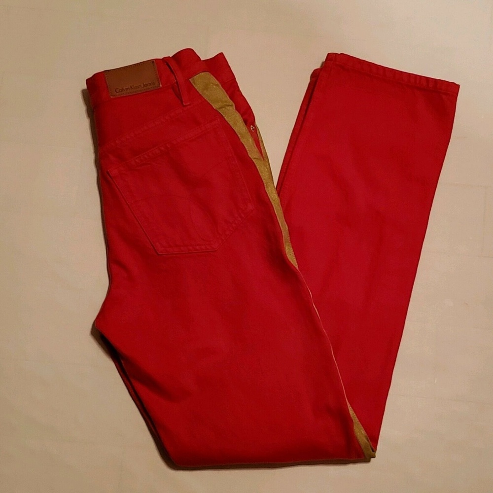 Calvin Klein Jeans Women's Red 25 x 30 New